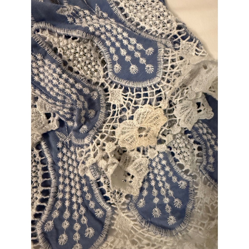 Chicos Blue Lace Trim Cold Shoulder Bell Sleeve Boho Embroidered Top Size 2 L - Picture 5 of 11